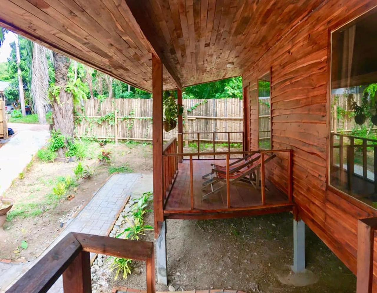 Hotel Lanta A Toi House à Ko Lanta Extérieur photo