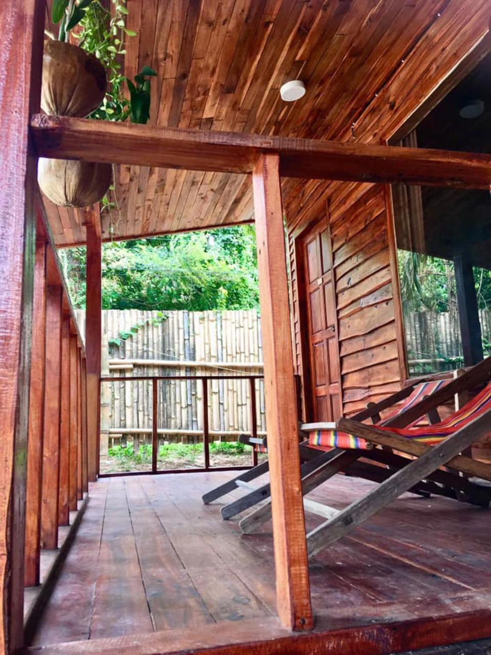 Hotel Lanta A Toi House à Ko Lanta Extérieur photo